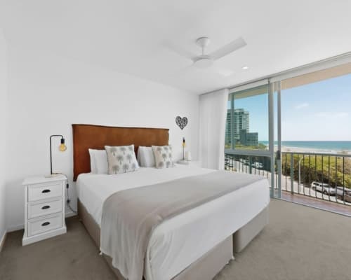 12_unit_7_3482_3488_main_beach_parade_main_beach_qld_4217