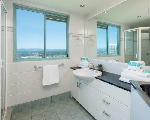 gold-coast-3-bedroom-penthouse (9)