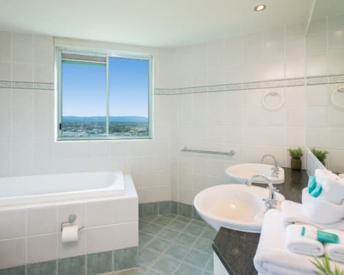 waterford-on-main-sub-penthouse-gold-coast-accommodation (4)